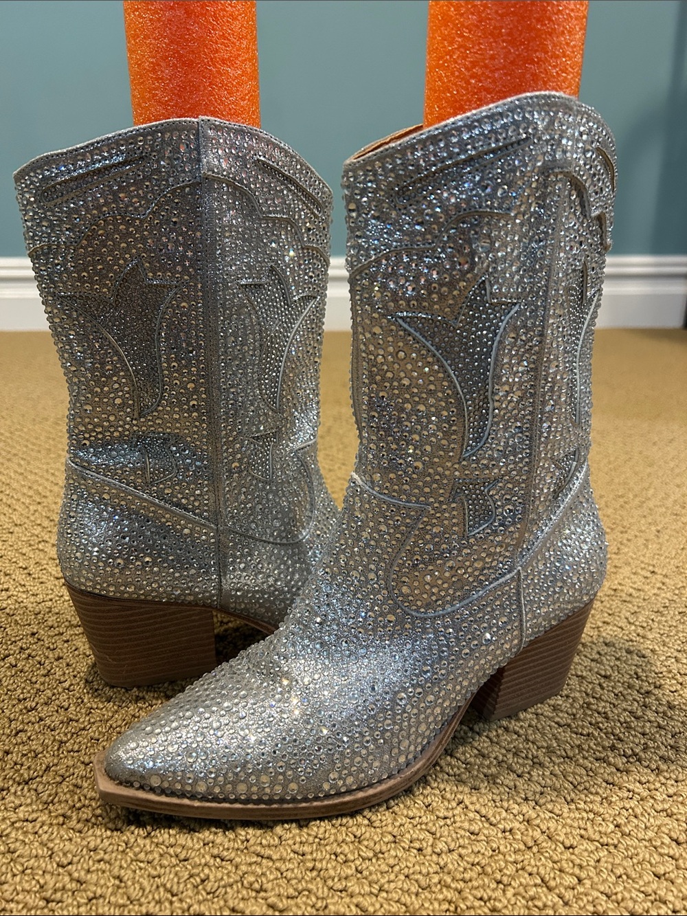 Crown Vintage Starry Cowboy Boots size 8 Mid Calf Silver Rhinestones Western